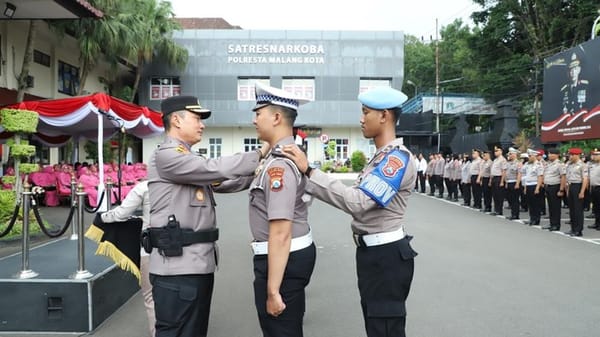 Awali Tahun dengan Apresiasi, 85 Personel Polresta Malang Kota Resmi Naik Pangkat