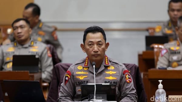 Raker dengan Komisi III, Kapolri Tegaskan Layanan 110 Polri Sudah Sesuai Standar PBB