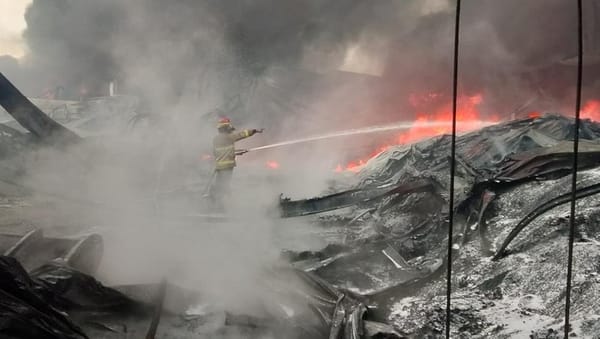 Kebakaran Hebat Hanguskan Pabrik Busa di Jepara, Kerugian Capai Rp 5 Miliar