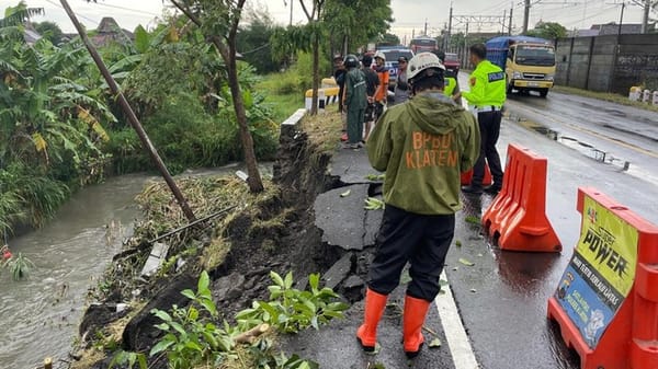 Hujan Deras Picu Ambrolnya Talud Jalan Lingkar Selatan Klaten