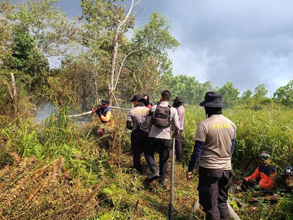 Kebakaran Lahan Ancam Kota Pontianak, Respons Cepat Polisi dan BPBD Jadi Kunci