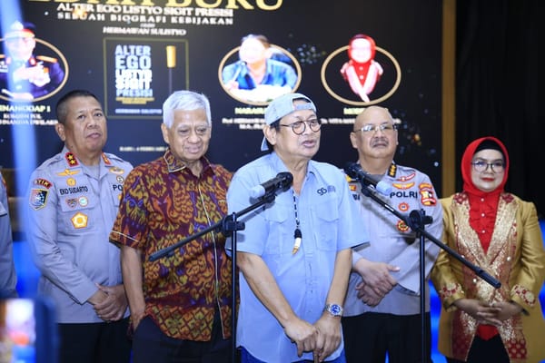 Bedah Buku Alter Ego Listyo Sigit Presisi, Prof Hermawan Paparkan Dinamika Kebijakan Kapolri