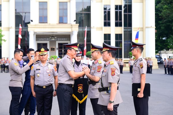 Kapolda Jambi Pimpin Sertijab Wakapolda, Brigjen B. Ali Resmi Gantikan Brigjen M. Mustaqim