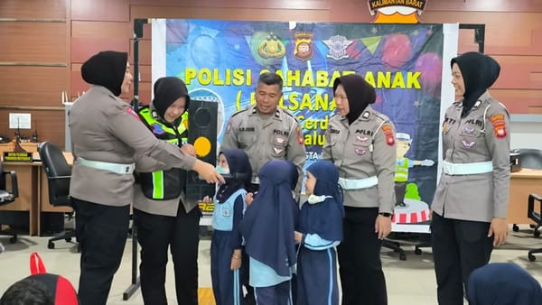 Sat Lantas Polresta Pontianak Kenalkan Keselamatan Jalan Raya ke Anak PAUD