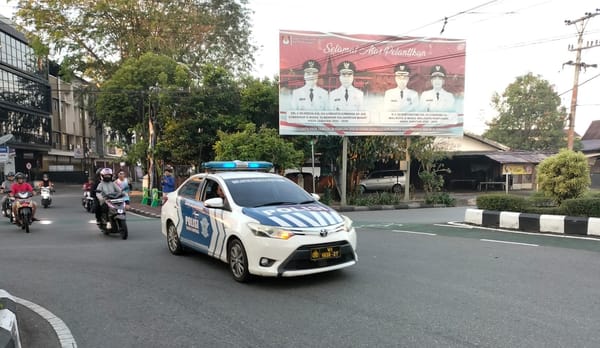 Polsek Pontianak Kota Kawal Kelancaran Run for Charity Dompet Ummat