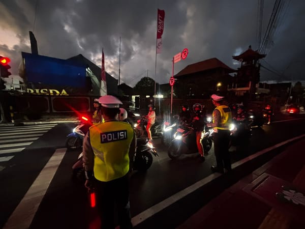 Patroli Malam Hari Satgas Ops Himbau Utamakan Keselamatan Saat Berkendara