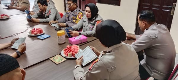 Lantunan Yasin Bergema di Aula Mapolsek, Polisi Pontianak Selatan Mohon Keberkahan Tugas
