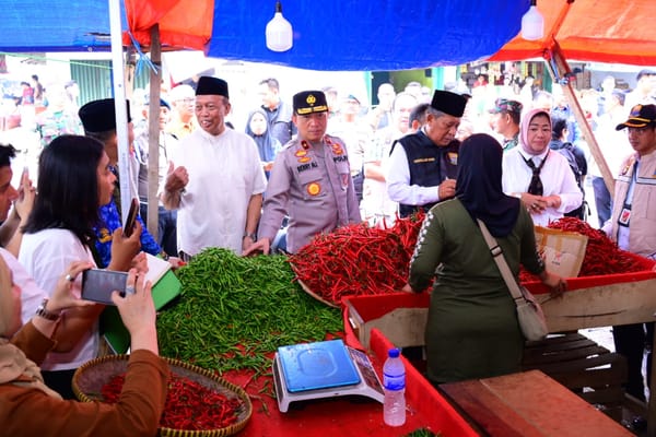Jelang Ramadan 1447 H, Wakapolda Jambi dan Satgas Pangan Turun Langsung Cek Harga dan Stok di Pasar Angso Duo