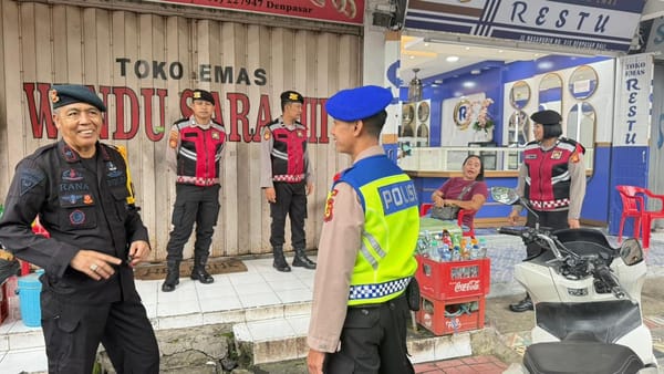 Jelang Hari Raya, Polda Bali Perkuat Patroli di Sentra Pertokoan Emas