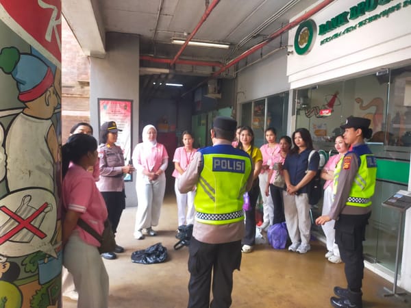 Satgas Binmas Gelar Penyuluhan di Pasar Kumbasari dalam Operasi Ketupat Agung 2026