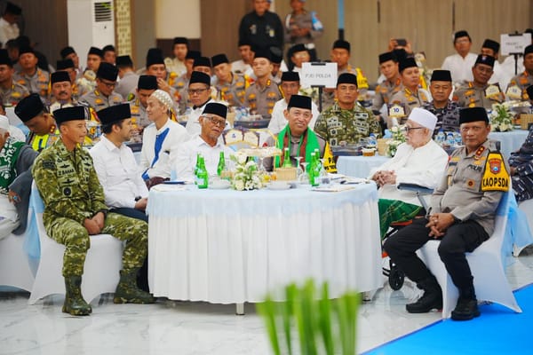 Kapolri Safari Ramadan di Jatim, Serukan Persatuan Nasional untuk Jaga Kamtibmas dan Sukseskan Program Presiden