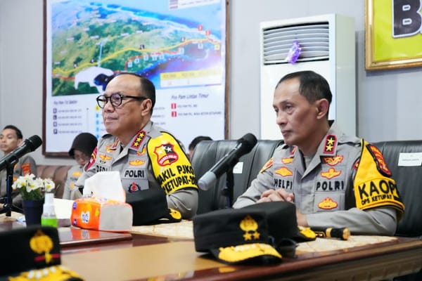 Wakapolri Tinjau Udara Arus Mudik, Pastikan Penyeberangan Merak–Bakauheni Terkendali