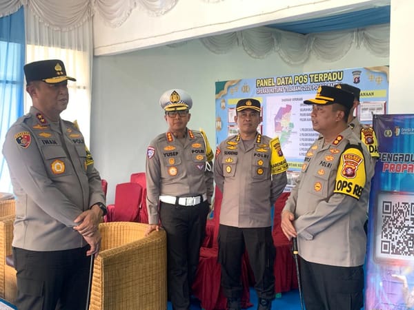 Pastikan Arus Mudik Aman, Kapolda Kalteng Tinjau Pos Pengamanan Operasi Ketupat 2026 di Barito Timur