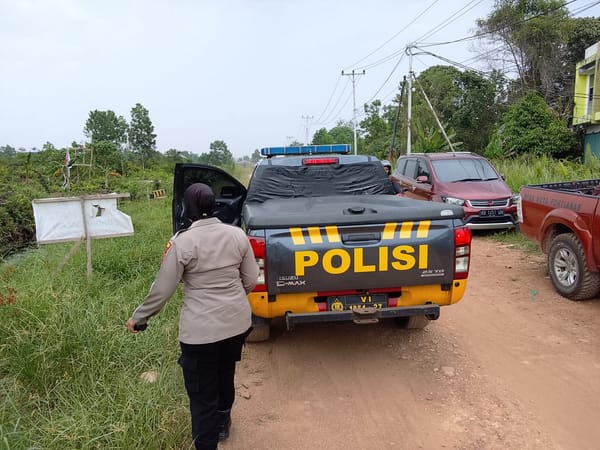 Cegah Kebakaran Hutan dan Lahan, Kapolsek Pontianak Selatan Lakukan Pengecekan Pos Terpadu di Sepakat II