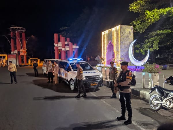 Polresta Pontianak Gelar Patroli Skala Besar Bersama Patroli Enggang, Ciptakan Situasi Kamtibmas Kondusif