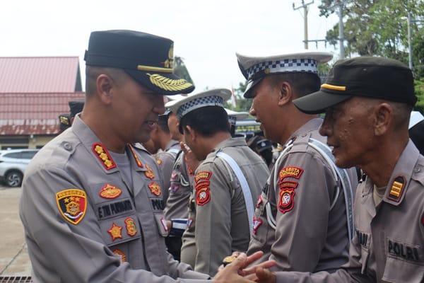 Kapolresta Pontianak Gelar Halal Bihalal Bersama Personel Usai Apel Pagi