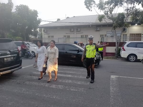Polsek Pontianak Kota Amankan Ibadah Kamis Putih di Dua Gereja, Situasi Berlangsung Kondusif dan Terkendali