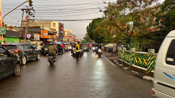 Kemacetan Sore Hari di Pontianak Timur Diurai Unit Lantas Polsek
