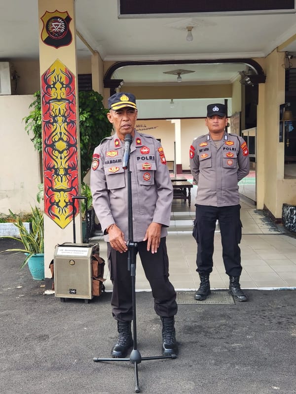 Dalam Apel Pagi, Wakapolsek Pontianak Utara Minta Personel Dahulukan Pelayanan Masyarakat