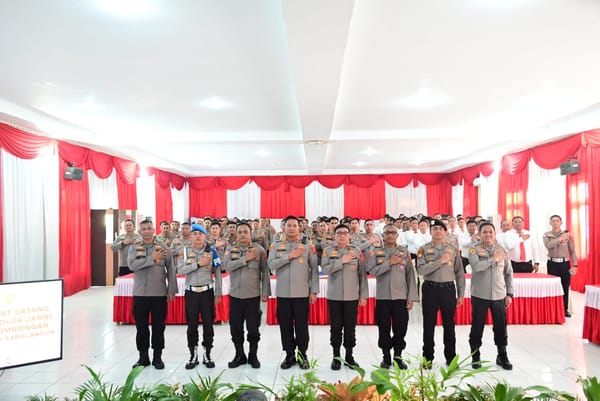 Kunker ke Polres Sarolangun, Wakapolda Jambi Tekankan Profesionalisme dan Respons Cepat Pelayanan Publik