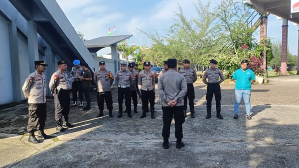 Polsek Pontianak Kota Kawal Kegiatan Naik Dango ke-3 di Rumah Radakng, Berlangsung Aman dan Tertib