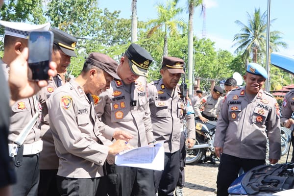 Kapolresta Pontianak Lakukan Pemeriksaan Kendaraan Dinas R4 dan R2 untuk Pastikan Kesiapan Operasional