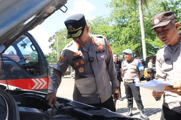 Cek Kelayakan Armada, Kapolresta Pontianak Tinjau Langsung Kendaraan Dinas R4 dan R2