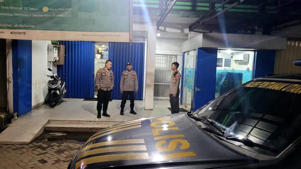 Lewat Patroli Sambang, Polsek Pontianak Utara Dorong Peran Warga dalam Menjaga Kamtibmas