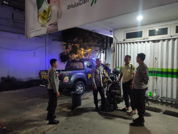 Patroli Dialogis dan Sambang, Upaya Jaga Kamtibmas Kondusif di Pontianak Selatan dan Tenggara