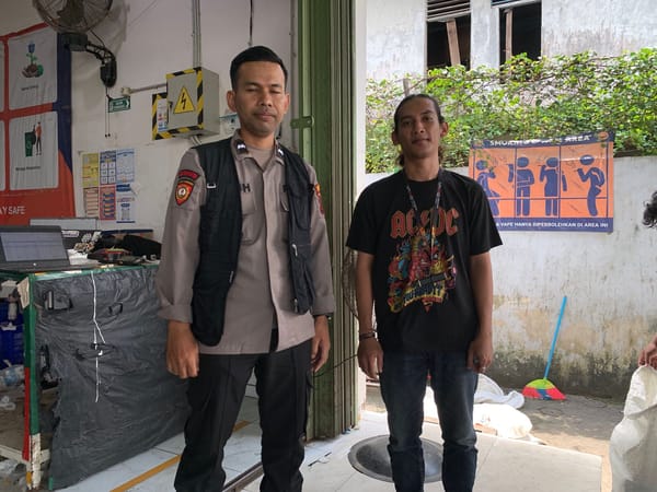 Hadir di Tengah Warga, Enggang Polsek Pontianak Barat Gelar Patroli Himbauan di Lokasi Usaha
