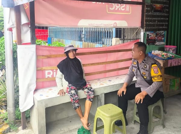 Hadirkan Rasa Aman Bhabinkamtibmas Polsek Pontianak Kota Rutin Patroli Humanis