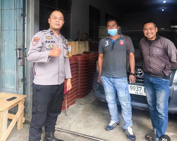 Bhabinkamtibmas Polsek Pontianak Kota Patroli Humanis Ciptakan Rasa Aman Warga