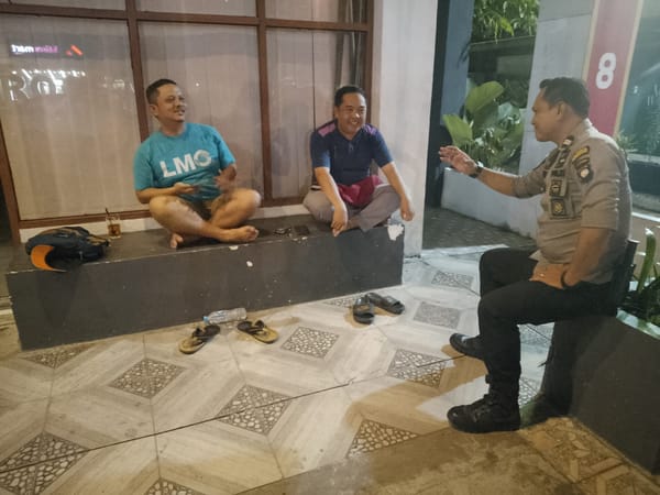 Polsek Pontianak Barat Gencarkan Patroli Dialogis, Ajak Warga Jaga Kamtibmas