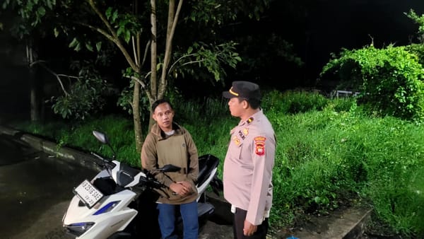 Minimalisir Gangguan Kamtibmas Malam Hari Patroli Enggang Polsek Pontianak Utara Rutin Lakukan Patroli Sambang