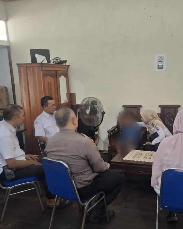 Bhabinkamtibmas dan Lurah Monitoring Pembinaan Anak yang Viral di Medsos, Utamakan Pendekatan Humanis