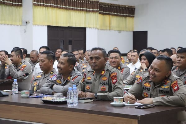 Tingkatkan Profesionalisme, Kapolresta Pontianak Tekankan Evaluasi dan Pembinaan Perwira