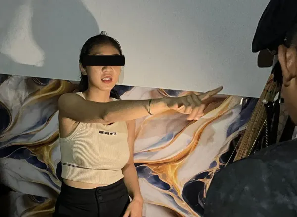 Hasil Pengembangan Kasus Narkoba Phantom KTV, Polisi Ciduk Cewek Cantik di Kosan Danau Singkarak