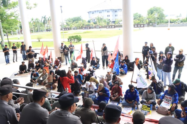 Aksi May Day Sparka di Kantor Gubernur Kalbar Dikawal Ketat Polresta Pontianak