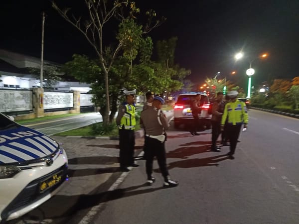 Polresta Pontianak Intensifkan Patroli Skala Besar dan Blue Light Patrol Cegah Balap Liar