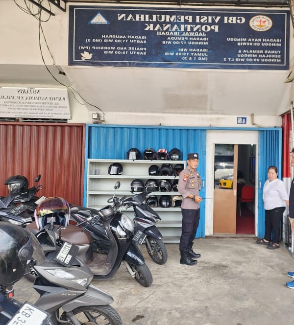 Amankan Ibadah Minggu, Polsek Pontianak Barat Gelar Patroli di Sejumlah Gereja