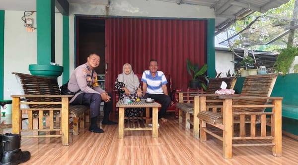 Lewat DDS, Bhabinkamtibmas Siantan Hulu Pererat Komunikasi dengan Warga