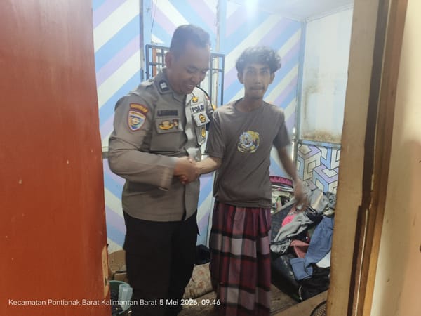 Bhabinkamtibmas Sei Beliung Bantu Pengamanan dan Pengawalan Warga Berobat ke RSJ