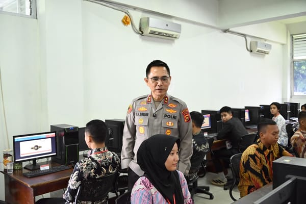 Kapolda Jambi Monitoring Pelaksanaan Tes Akademik Calon Taruna dan Taruni Akpol di Unama Tehok