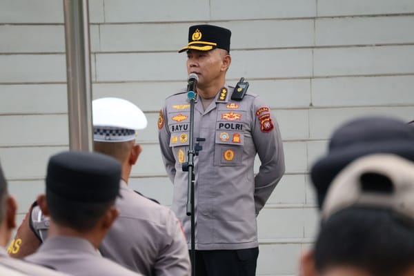 Karo SDM Polda Kalbar Berikan Arahan Disiplin dan Ketahanan Pangan pada Apel Pagi Polresta Pontianak