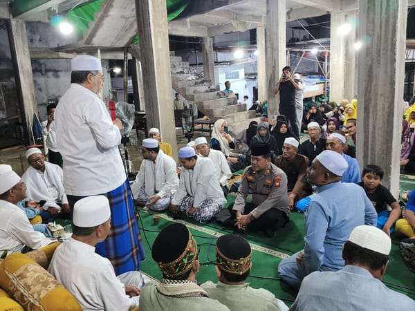 Pembukaan Majelis Burdah Zawiyah Hubabah Annisa Yusuf Al Haddad Dihadiri Kapolsek Pontianak Timur