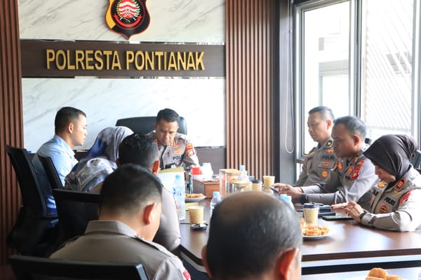 Kapolresta Pontianak Pimpin Anev Mingguan Bersama Pejabat Utama dan Kapolsek Jajaran