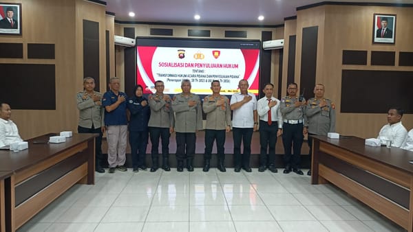 Personel Polresta Pontianak Ikuti Penyuluhan dan Sosialisasi Hukum dari Bidkum Polda Kalbar