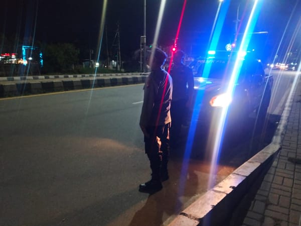 Patroli Dialogis Enggang Timur Jadi Upaya Preventif Gangguan Kamtibmas