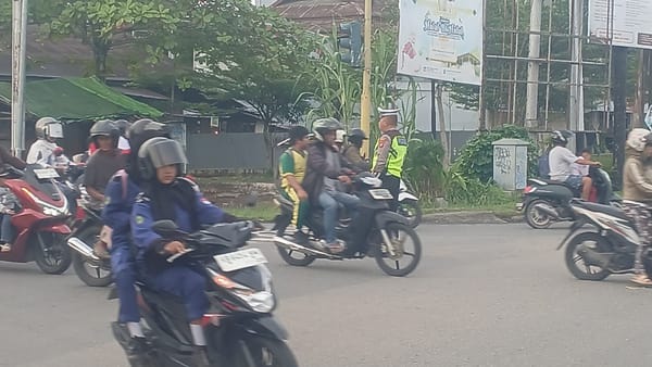 Tingkatkan Kesadaran Berkendara, Unit Lantas Polsek Pontianak Utara Himbau Pengendara Taat Aturan Lalu Lintas