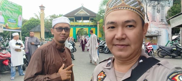 Personil Polsek Pontianak Timur Laksanakan Pengamanan Sholat Idul Adha 1447 H